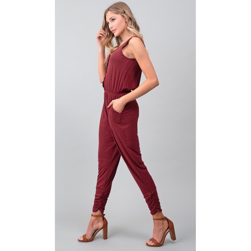 🎀SALE🎀 Button Front Ruched Ankle Jumpsuit 🆕 - Picture 3 of 6